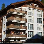 Haus Orta Apartment