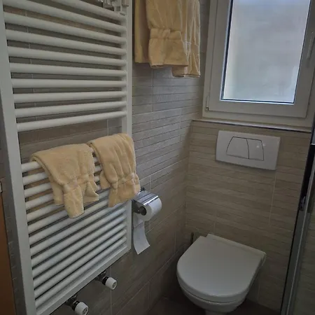 Haus Orta Apartman *